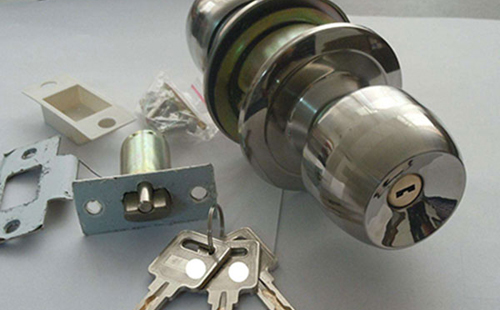 宝兴24小时上门开锁公司