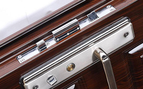 宝兴24小时上门开锁公司