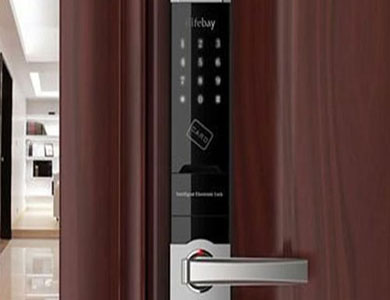 宝兴24小时上门开锁公司